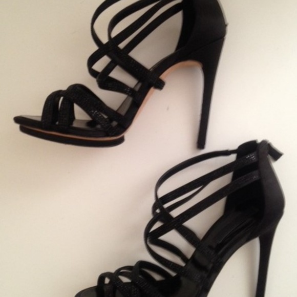 BCBG Black Sparkle Mini-Stud Strappy Stiletto 10M - Picture 4 of 8